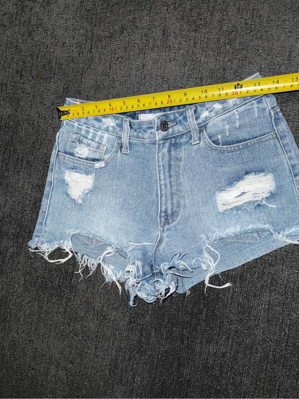 Klique B Distressed Cutoff Denim Shorts Size 27 High Rise Light Wash Jorts - Picture 5 of 12